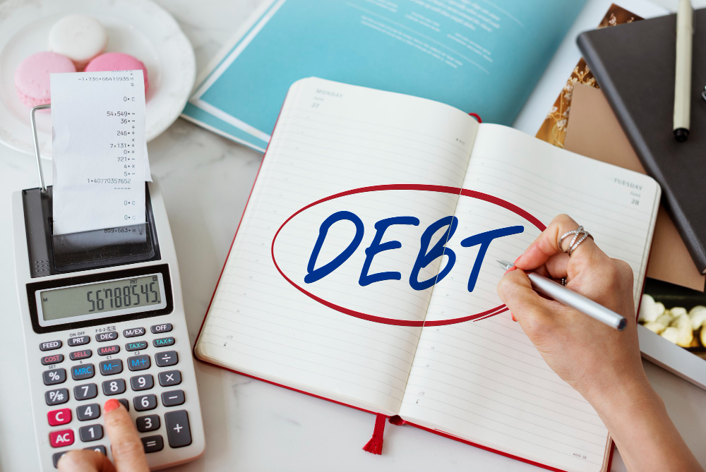 Year-End Debt Pressure: What Should Businesses Do to Collect Effectively and Lawfully?